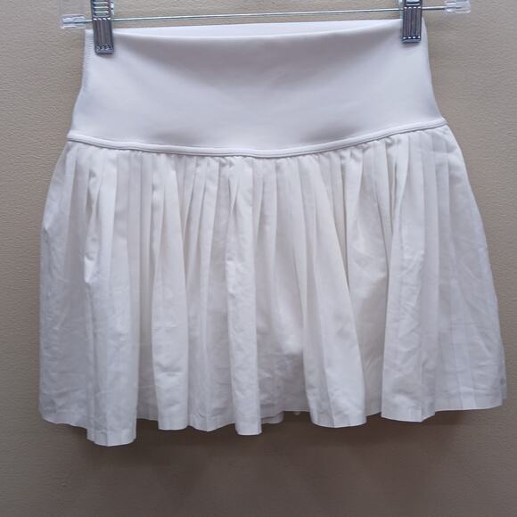 ALO Yoga Pleated Grand Slam Athletic Tennis Skort Skirt White Size Small - Picture 1 of 10